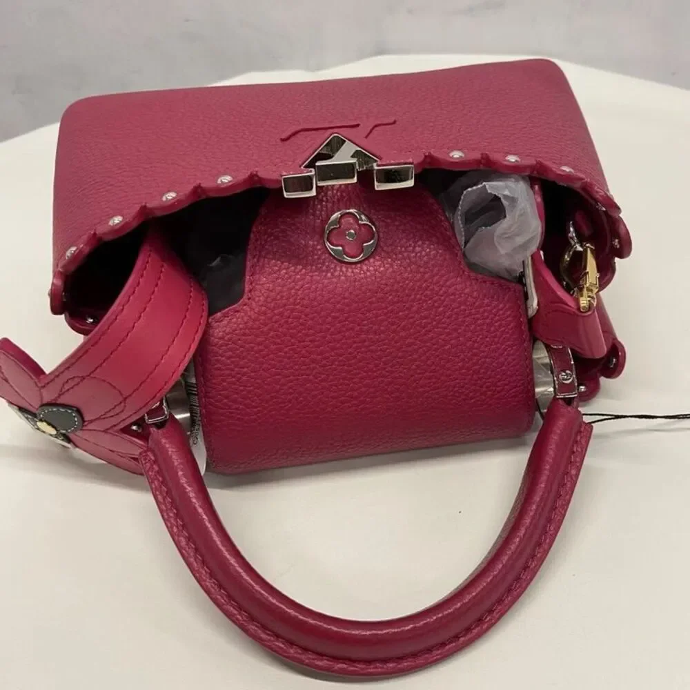 Louis Vuitton Women Pre-Loved Bag Very Good Condition
